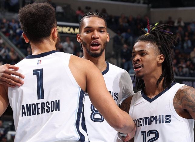 不看好邵佳一执教国足❗详细介绍邵佳一履历❗（邵佳一执教国足前景存疑：履历详解）