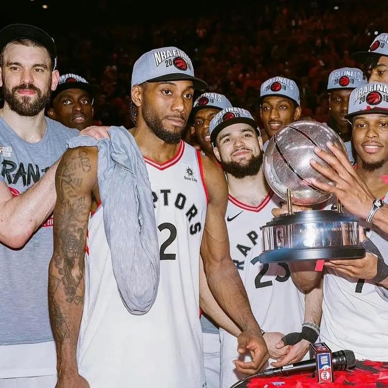 说唱歌手GAI祝贺铜梁龙冲超成功，官方回复：GAI哥我们做到了（GAI发文祝贺铜梁龙成功冲超，官微回应：GAI哥，我们做到了）