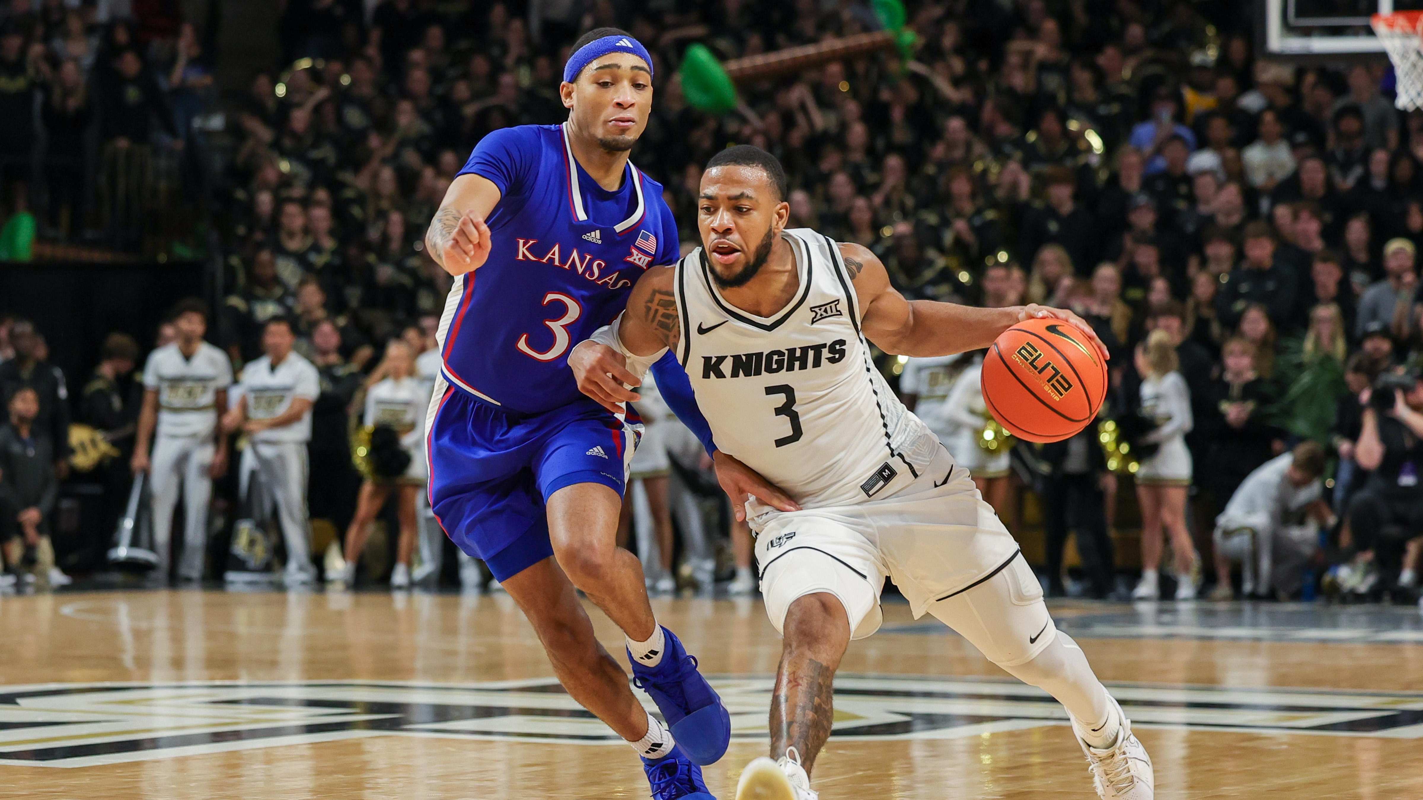 替补球员上场即助攻制胜球（替补登场送出制胜助攻）