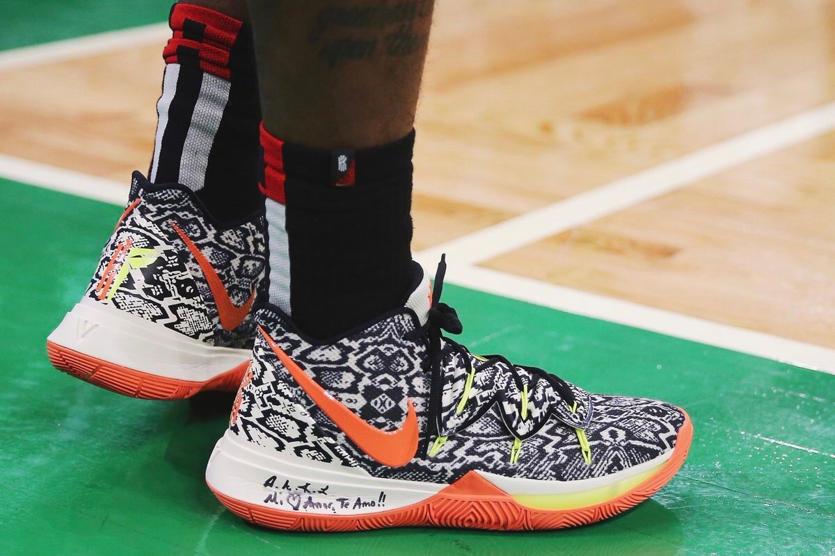 米兰跟队：珀斯光荣踢意丙都未必保级；科莫托即将去斯佩齐亚（米兰随队记者：珀斯光荣放到意丙也难保级，科莫托将投斯佩齐亚）